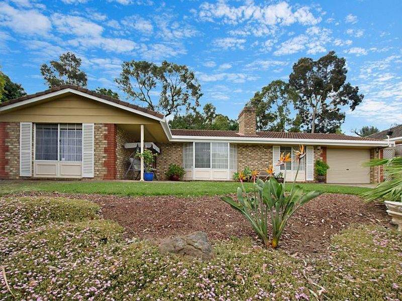 126 Brougham Drive, Valley View, SA 5093