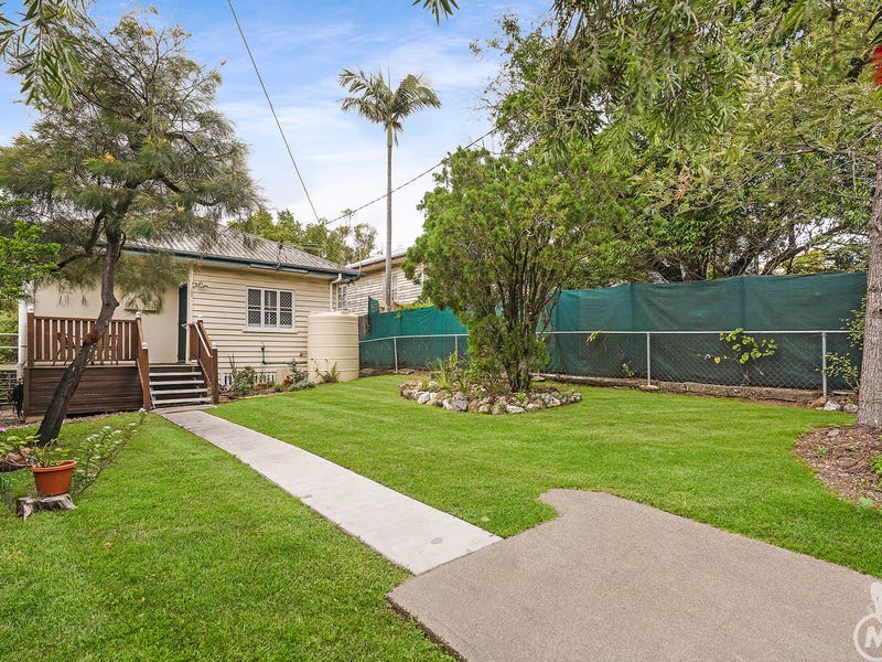 748 South Pine Road, Everton Park, Qld 4053