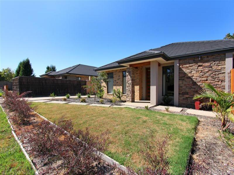 1/18 Green Island Avenue, Mount Martha, VIC 3934