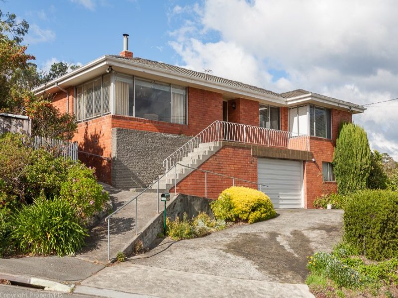 125 Gordons Hill Road, Lindisfarne, TAS 7015