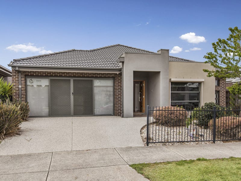 11 Mandalay Circuit, Beveridge, VIC 3753 - Realestate.com.au