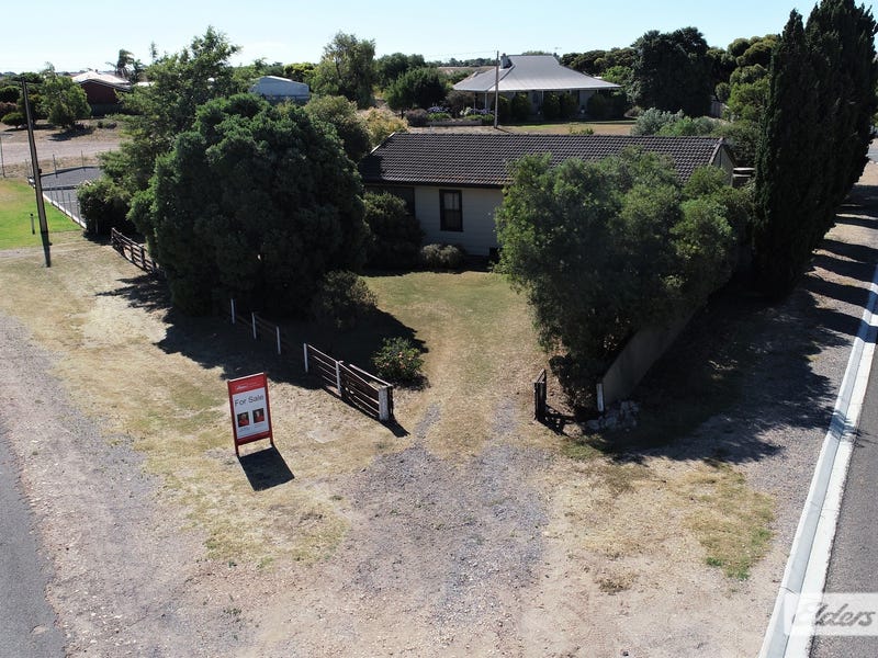 1 Dease Street, Coobowie, SA 5583 Property Details