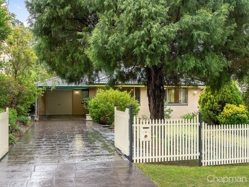 9 Nagle Avenue, Springwood, NSW 2777