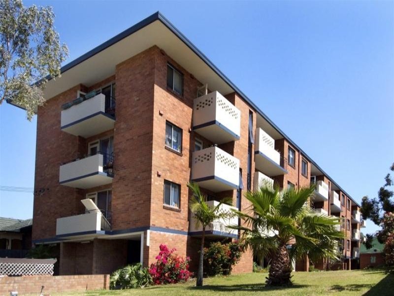 18/24 Chelmsford Avenue, Botany, NSW 2019 Property Details