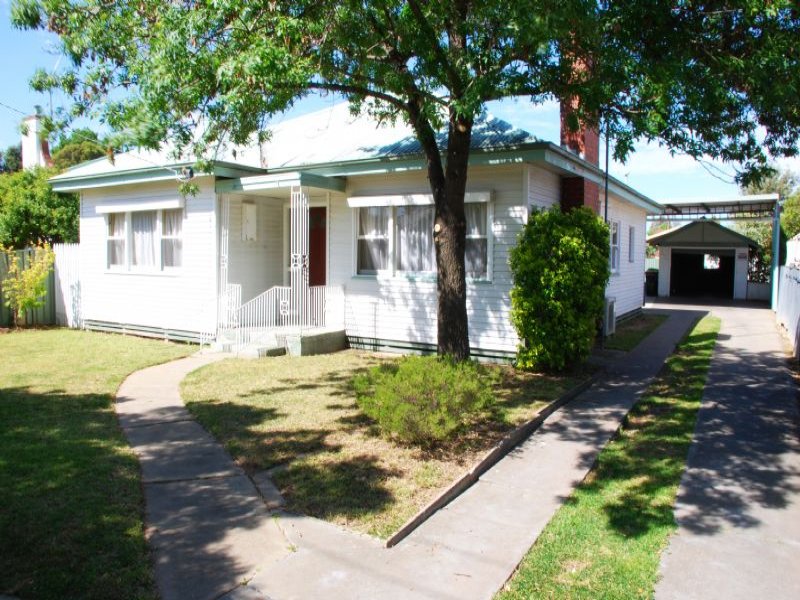 13 Dunrobin Street, Shepparton, Vic 3630 Property Details