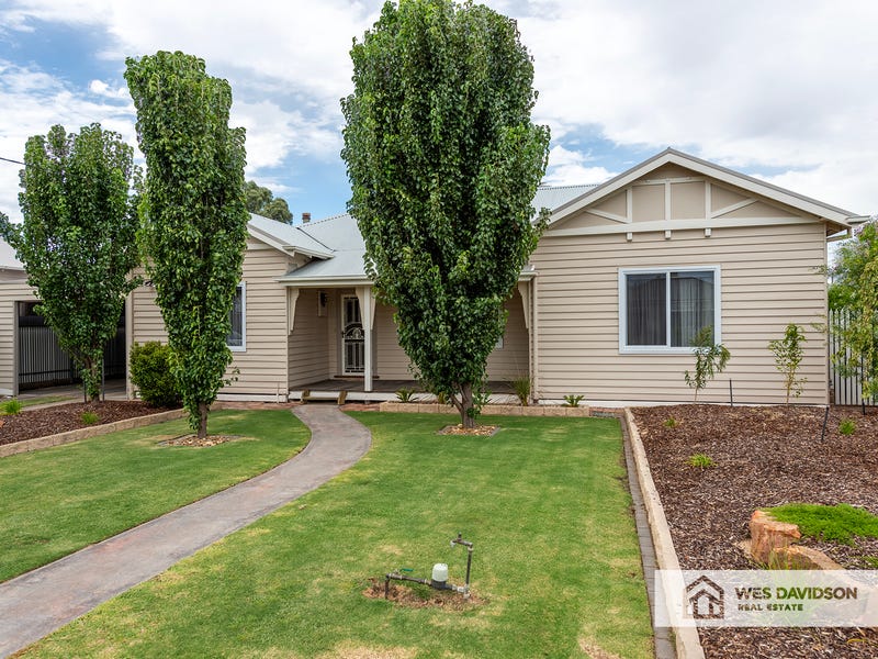 7 Rose Street, Horsham, Vic 3400 House for Sale