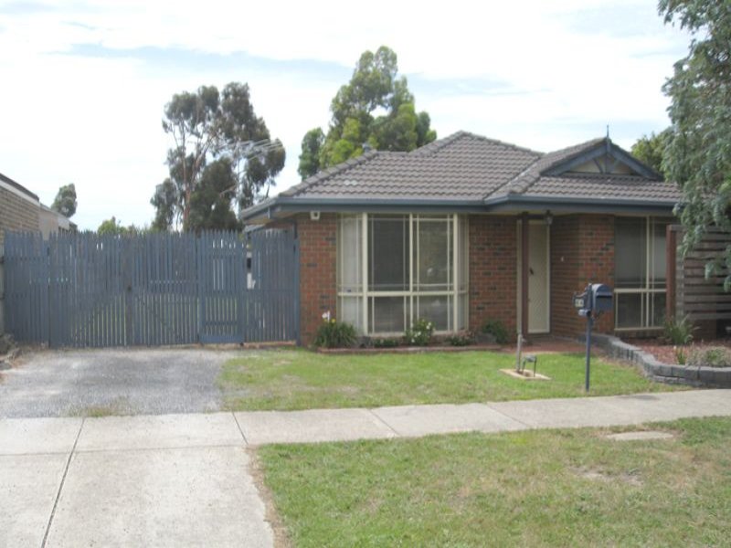 64 Dunbarton Drive, Pakenham, Vic 3810 Property Details