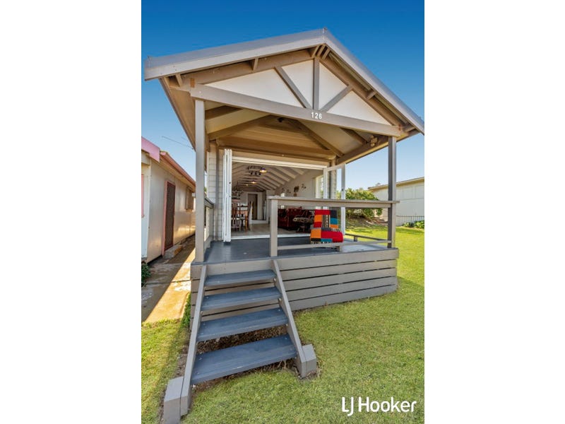 126 Campbells Cove Road, Werribee South, VIC 3030