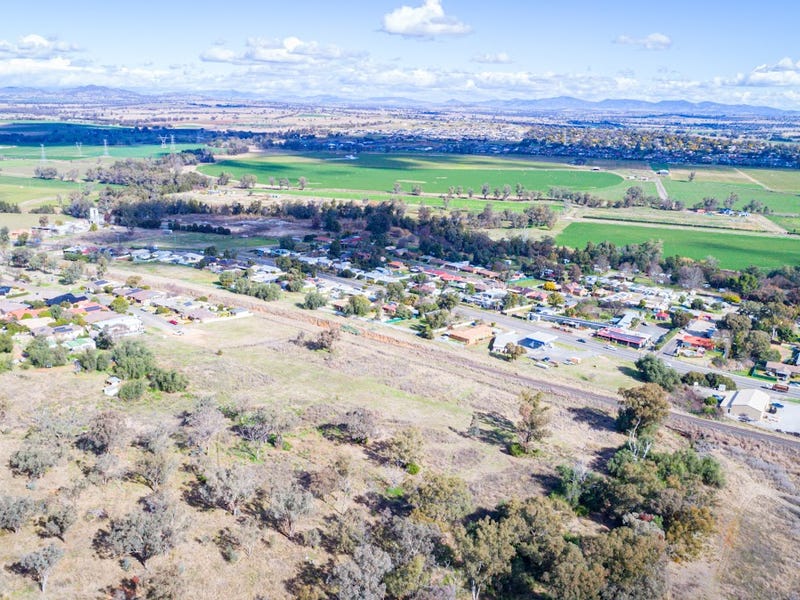 25 Woodside Road, East Tamworth, NSW 2340