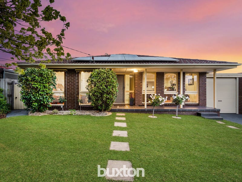 32 Campbell Grove Dingley Village Vic 3172 Property Details