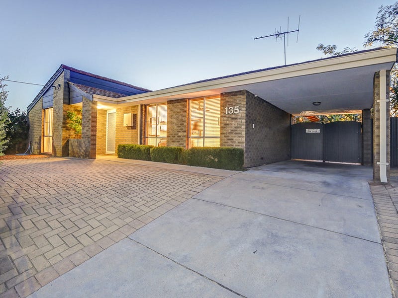 135 Eddystone Avenue, Craigie, WA 6025