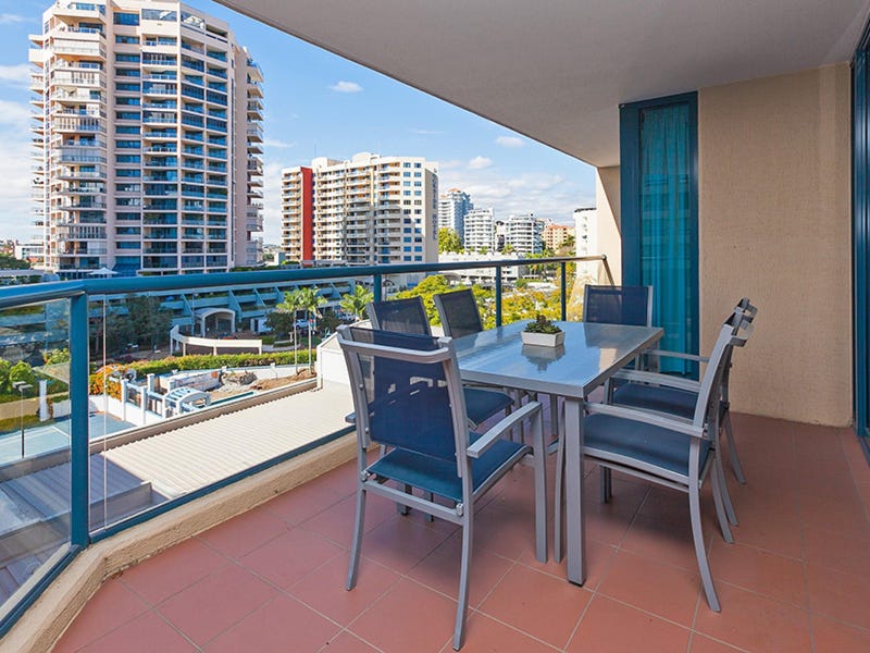 45 Deakin Street, Kangaroo Point, QLD 4169 - realestate.com.au