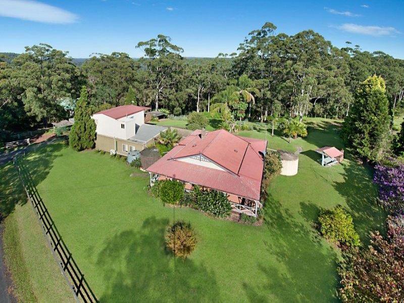 135 Excelsior Street, Lisarow, NSW 2250 Property Details