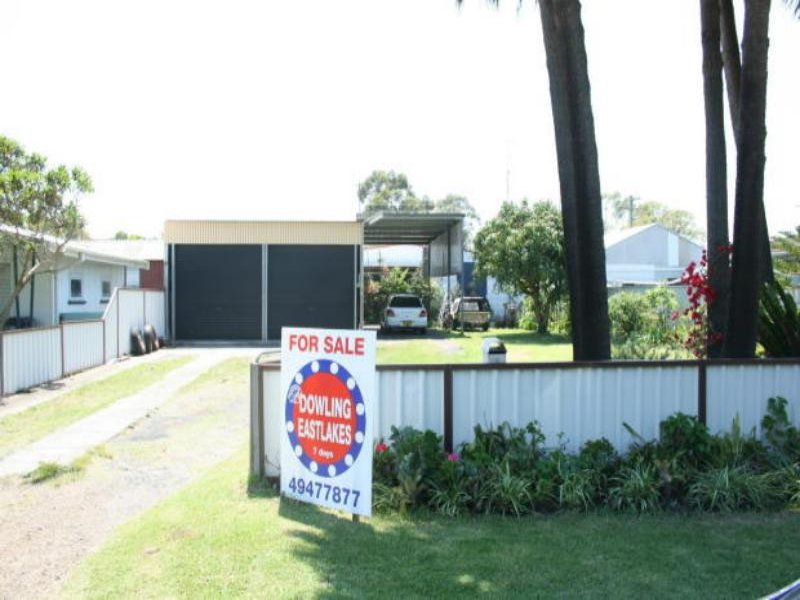 56 Lakeview Parade, Pelican, NSW 2281