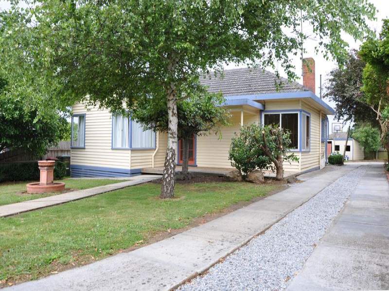 49 Brandy Creek Road, Warragul, Vic 3820 Property Details