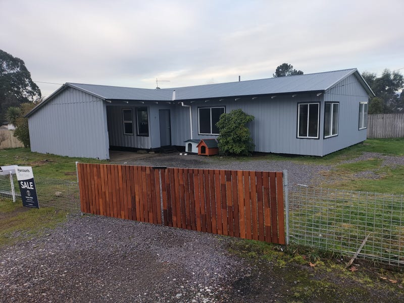 8 Counsel Street, Zeehan, Tas 7469 Property Details