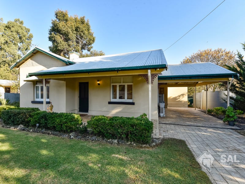 18 Foster Street, Naracoorte, SA 5271 House for Sale