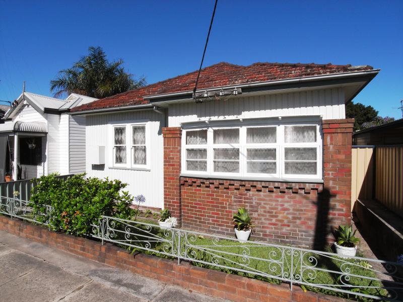 37a Fawcett Street, Mayfield, NSW 2304 Property Details