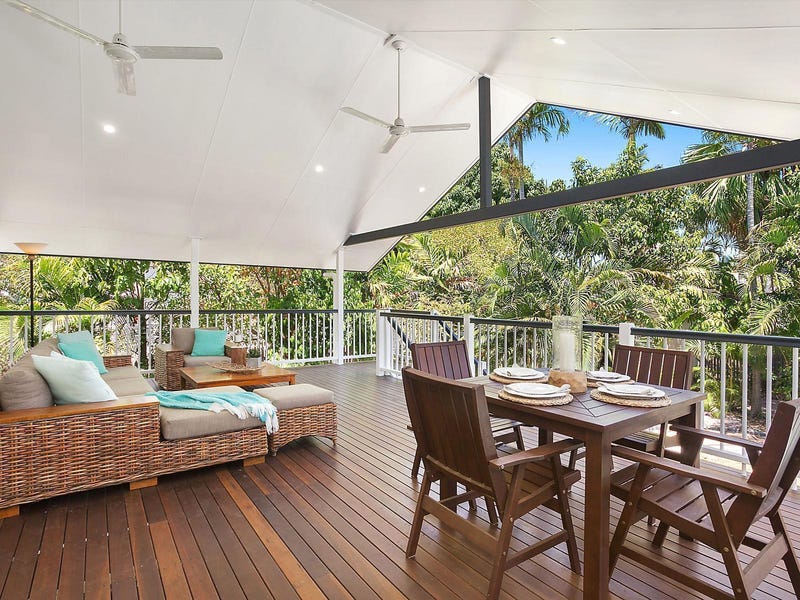 4 Armstrong Street, Hermit Park, QLD 4812