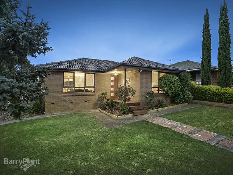 7 Pemberton Drive, Narre Warren, VIC 3805