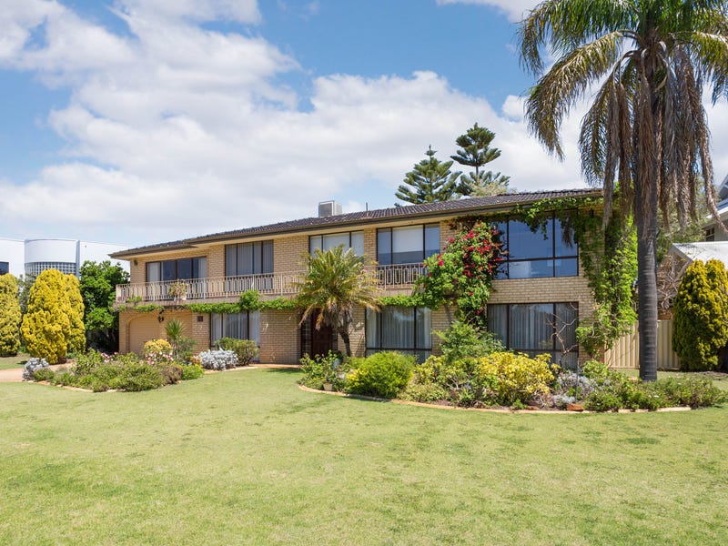 11 Fairview Gardens, Waterford, WA 6152