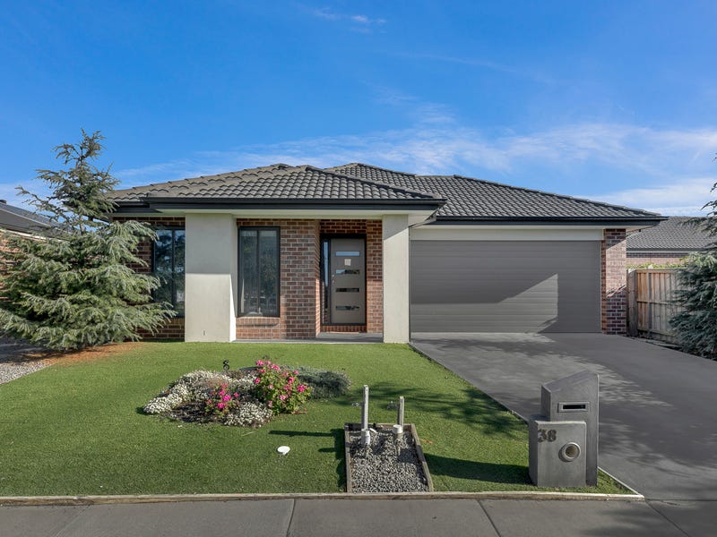 38 Bramley Avenue, Charlemont, Vic 3217 House for Sale realestate