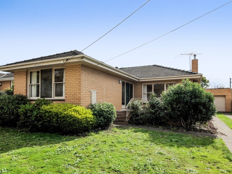 26 Strickland Avenue, Highton, VIC 3216