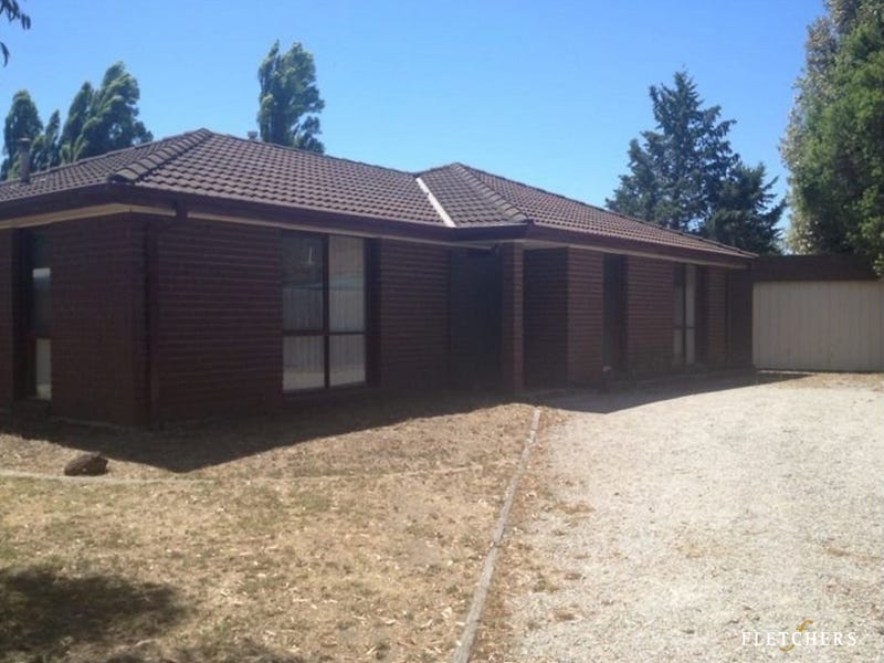 63 Endeavour Drive, Cranbourne North, VIC 3977