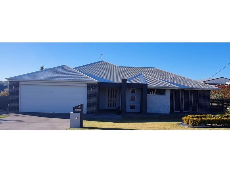 45 Pioneer Way, Pittsworth, QLD 4356