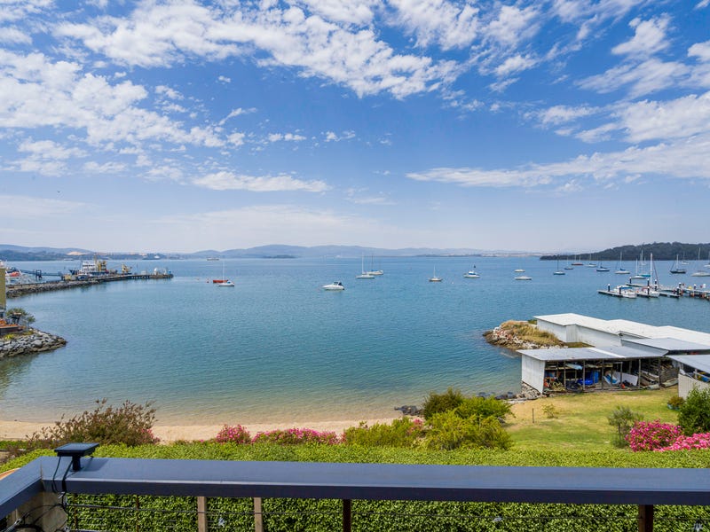 108110 Flinders Street, Beauty Point, TAS 7270