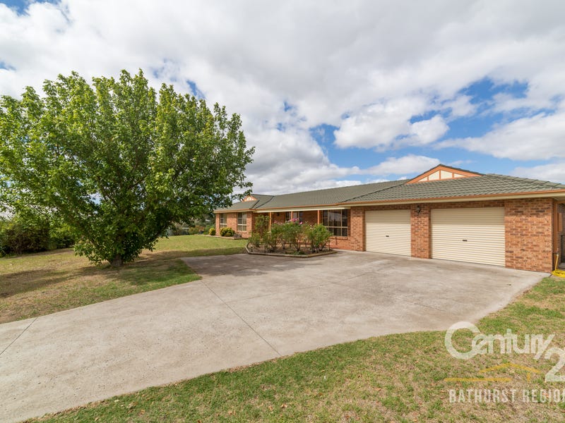 8 Kensington Place, Perthville, NSW 2795 Property Details