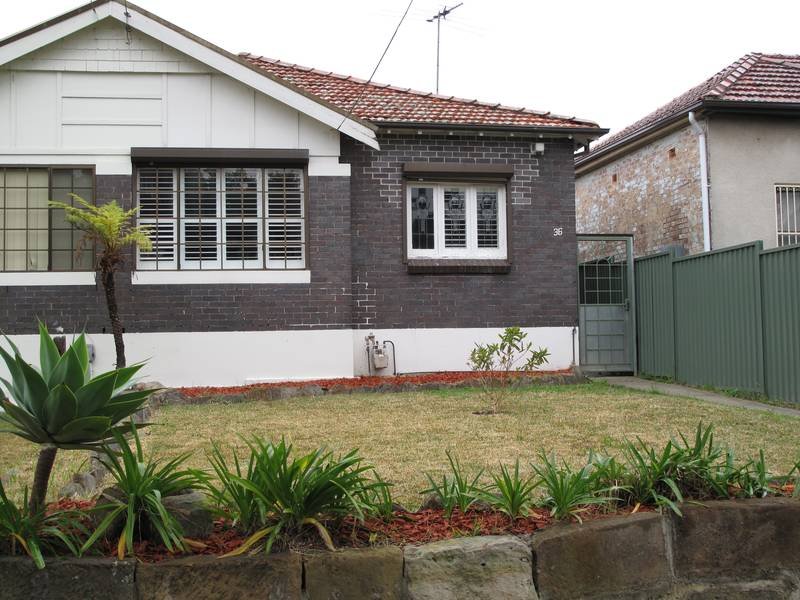36 Phillips Avenue, Canterbury, NSW 2193