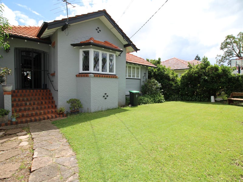 9 Kauri Road, Ashgrove, QLD 4060