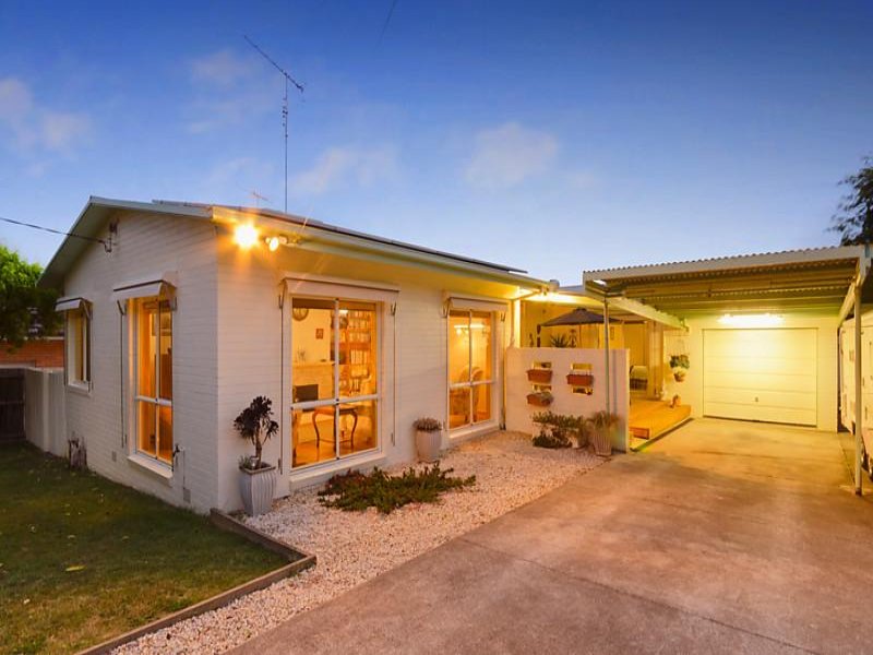 67 North Valley Road, Highton, Vic 3216 Property Details