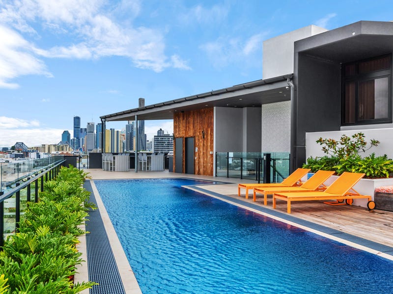 704/27 Commercial Road, Newstead, Qld 4006 Property Details