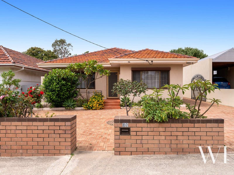 38 York Street, Beaconsfield, WA 6162 Property Details