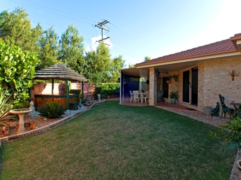 2 Habitat Drive, Redland Bay, QLD 4165