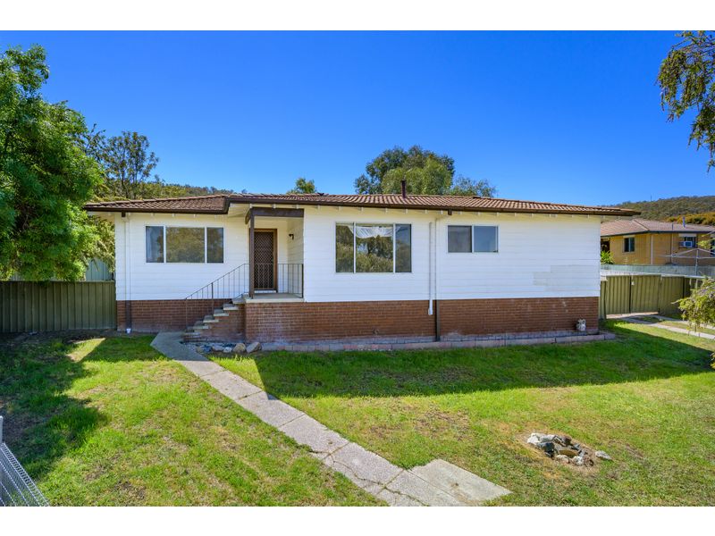 4 Maple Place, West Albury, NSW 2640