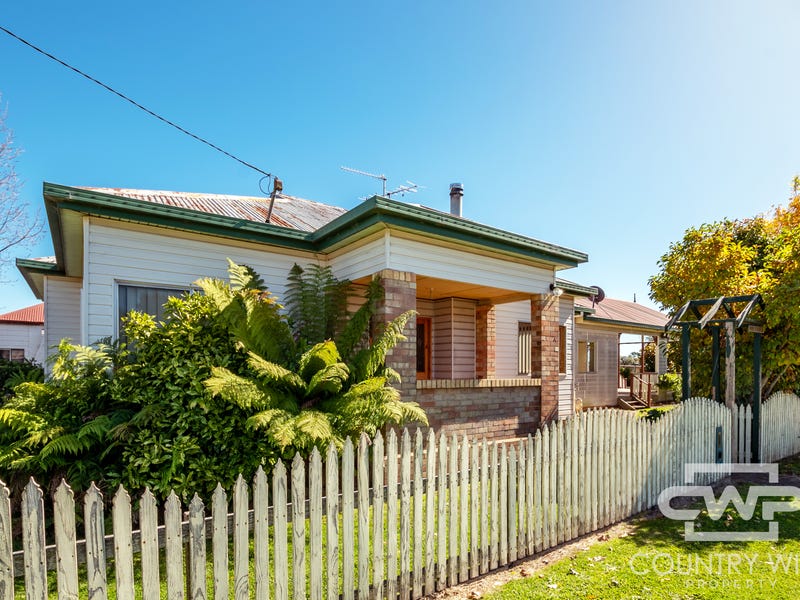 69 Ollera Street, Guyra, NSW 2365 House for Sale