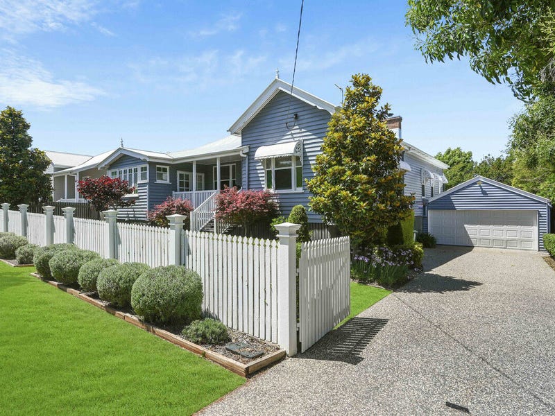 42 Dunmore Street, East Toowoomba, QLD 4350