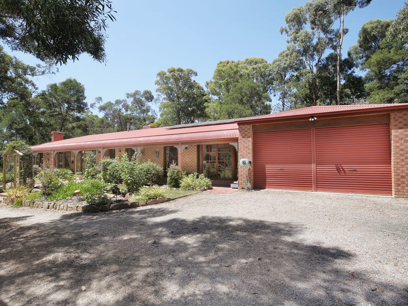 570 Hull Road, Lilydale, VIC 3140