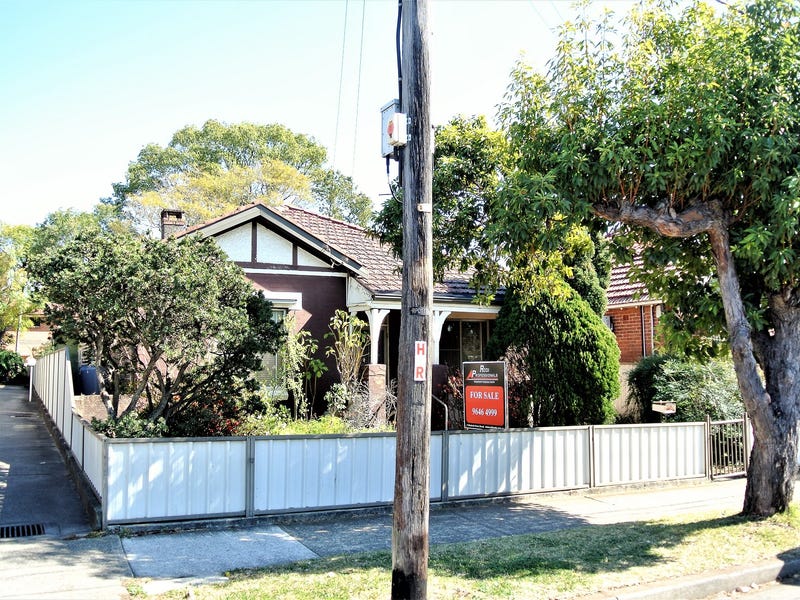 8 Woodburn road, NSW 2141 Property Details