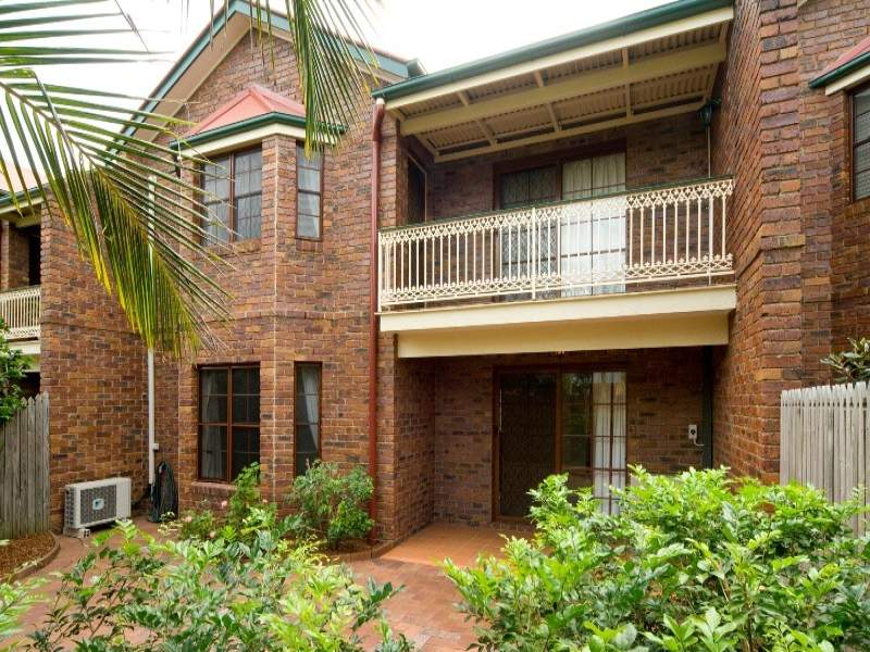 2/424 Hawthorne Road, Bulimba, Qld 4171 Property Details