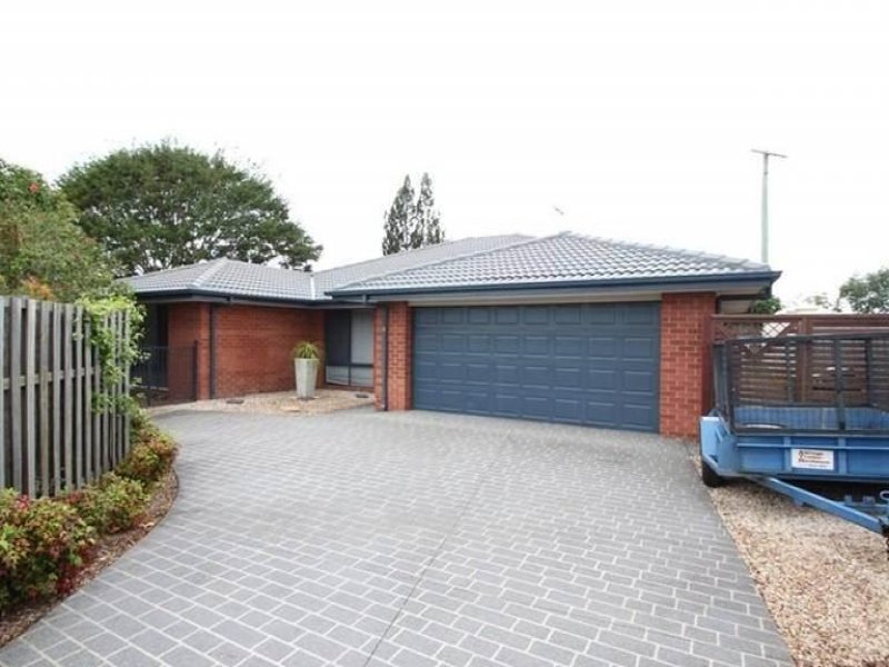 7 Waratah Court, Kallangur, Qld 4503 Property Details