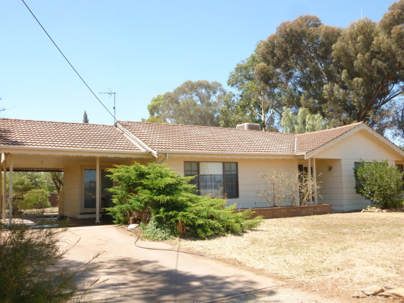 13 South Terrace, Jamestown, SA 5491 Property Details