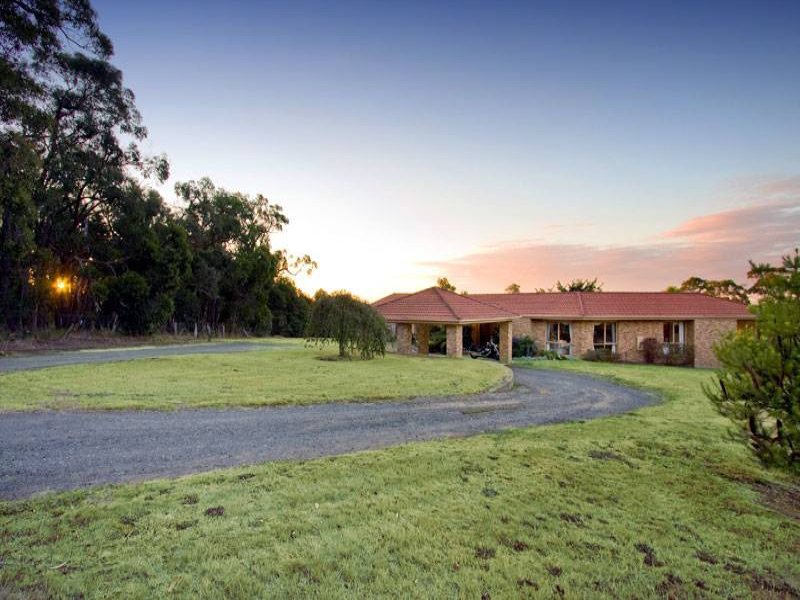 15 Glasgow Road, Kilsyth, VIC 3137