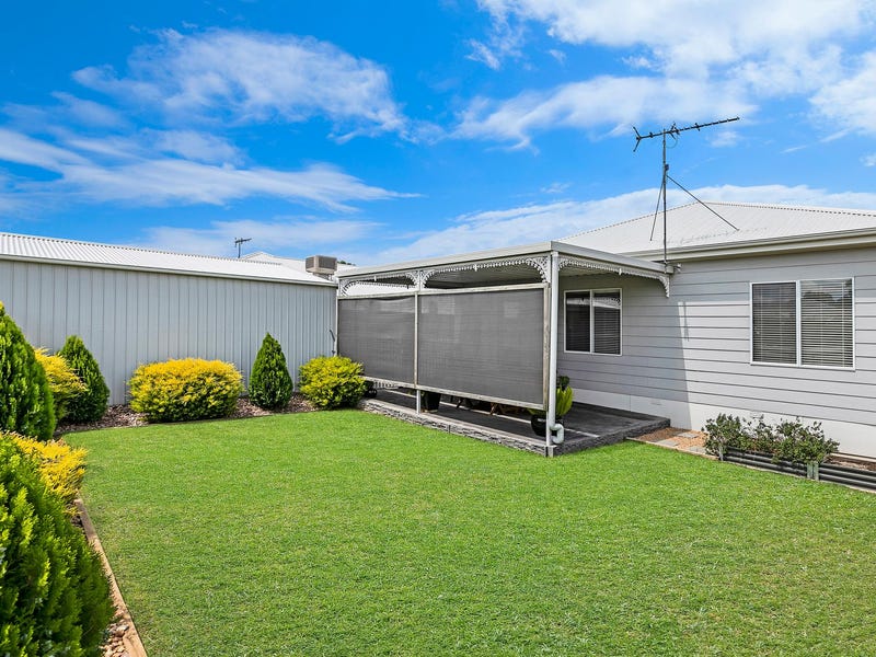 5 Cairns Crescent, Riverton, SA 5412 Property Details