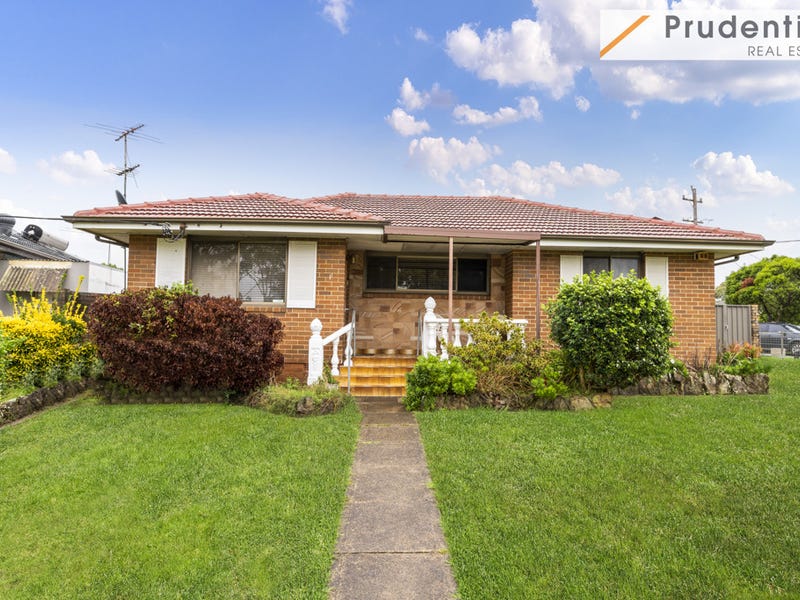 1 Naranghi Street, Busby, NSW 2168 Property Details