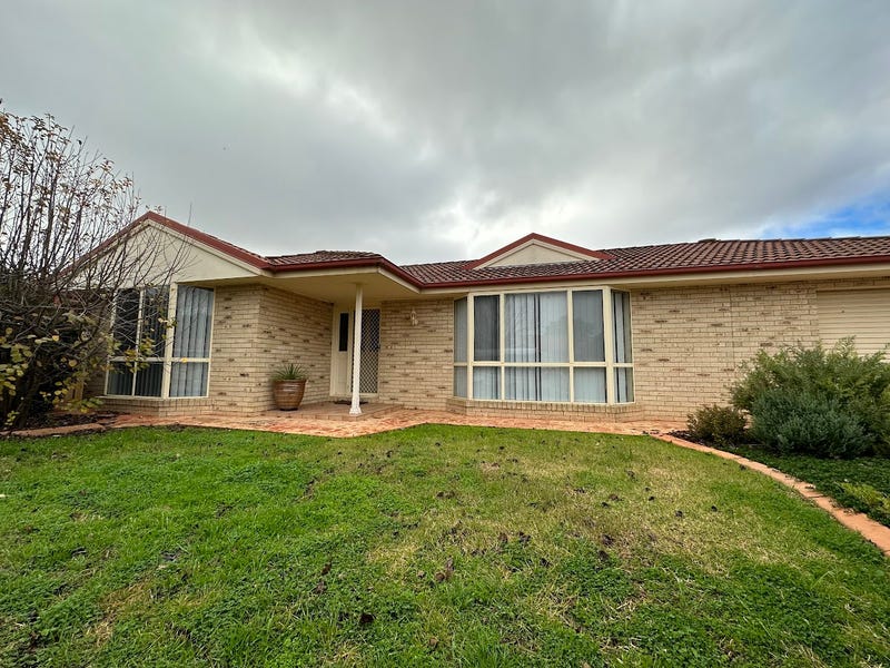 Sold 14 Tubbo Crescent, Griffith NSW 2680 on 09 Nov 2023