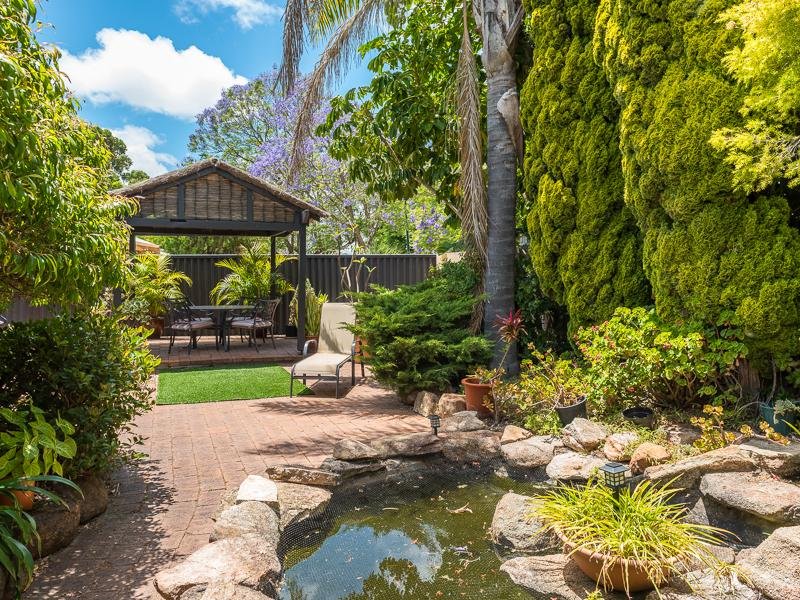 1/8 Macrae Road, Applecross, WA 6153 Property Details